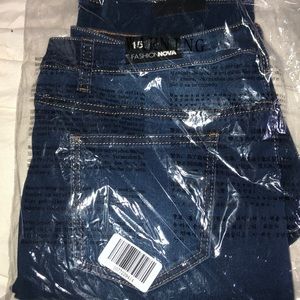 Dark wash FASHION NOVA  jeans